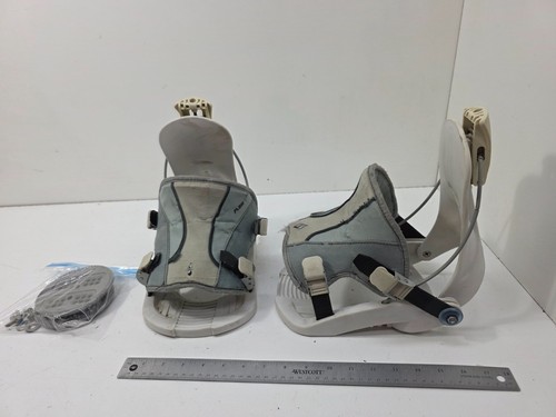 Flow flight snowboard - flight, bindings